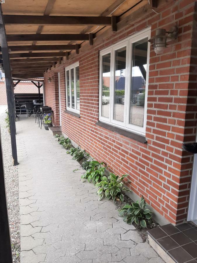 Gredstedbro Hotel Exterior photo